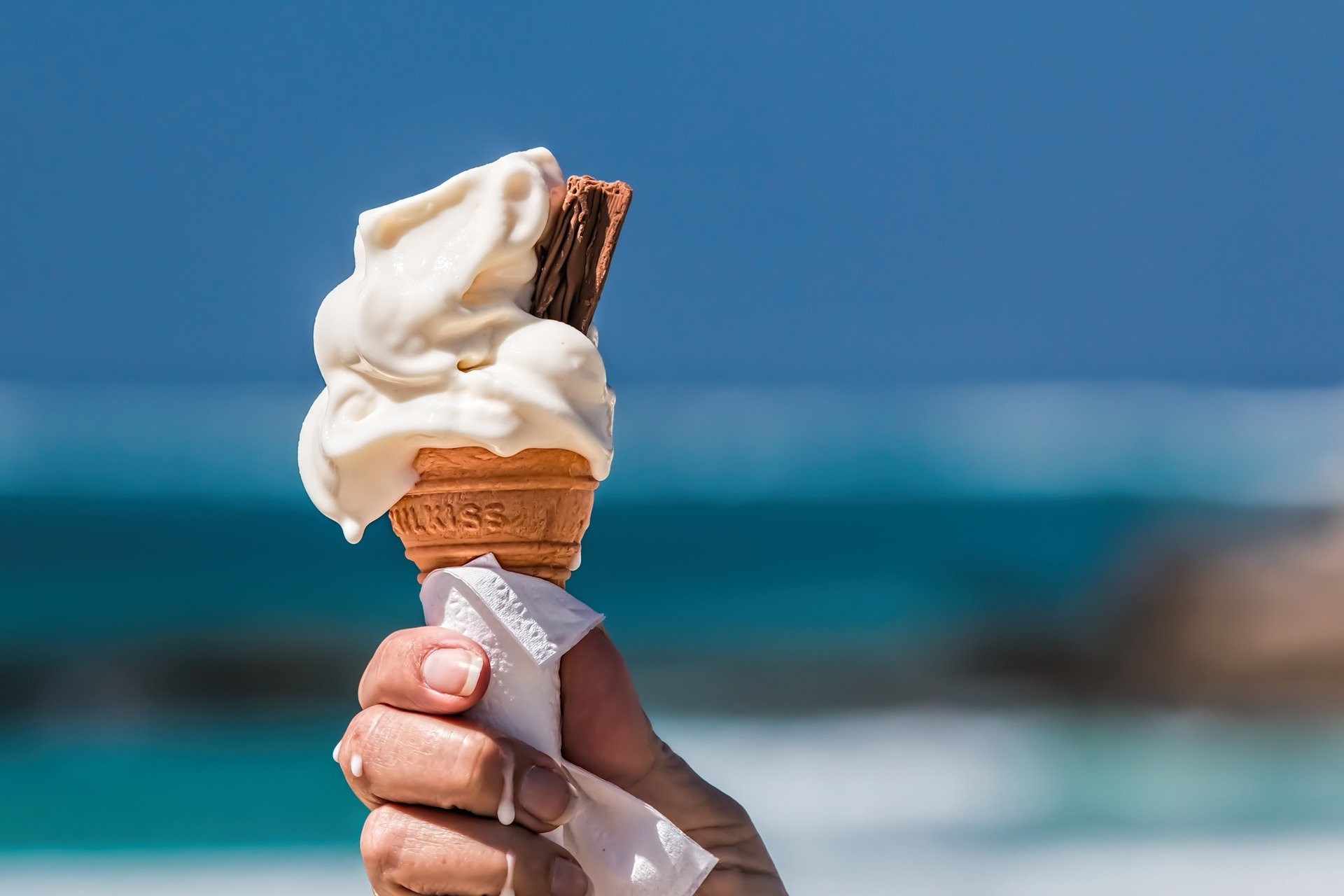 ice-cream-1274894_1920.jpg